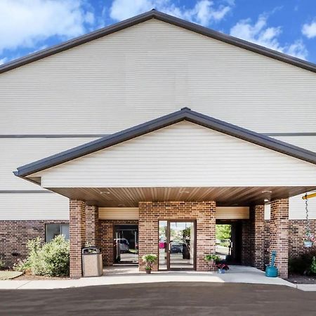 Americinn By Wyndham Columbus Wisconsin Екстер'єр фото