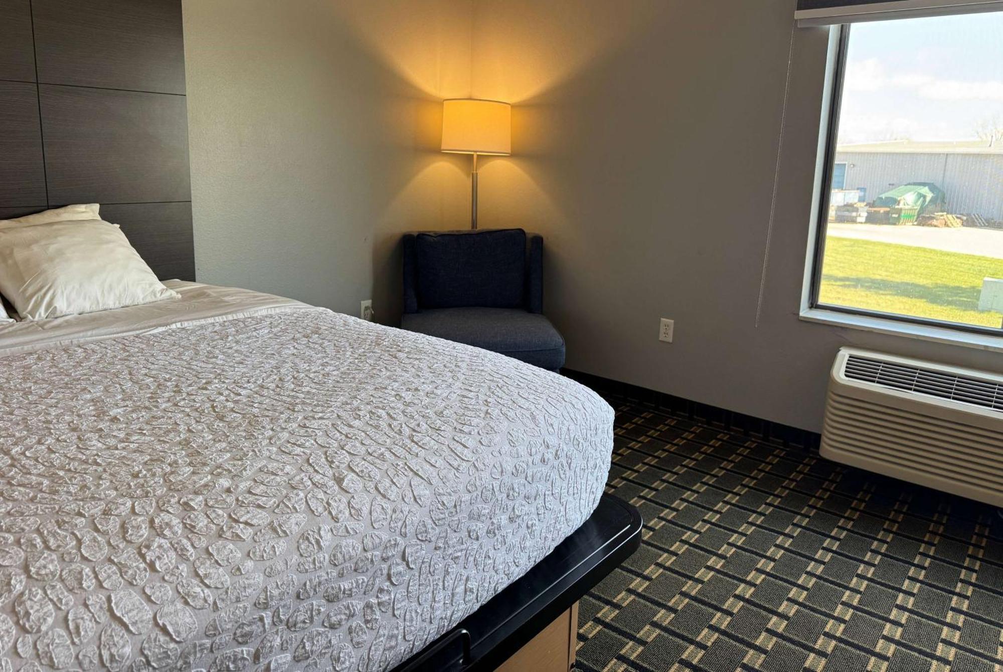 Americinn By Wyndham Columbus Wisconsin Екстер'єр фото