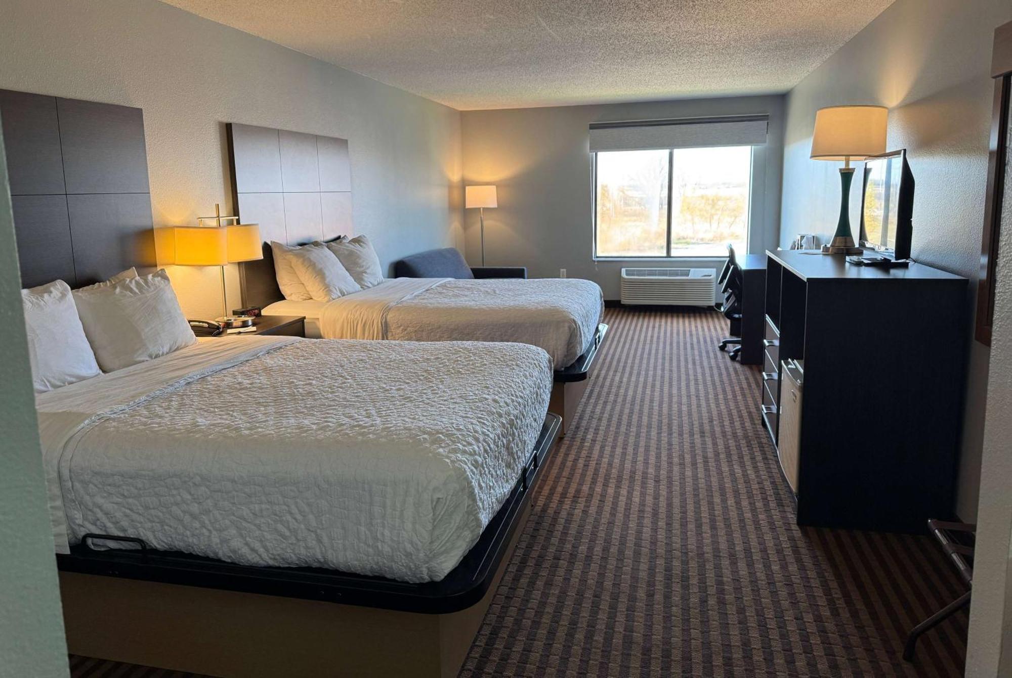 Americinn By Wyndham Columbus Wisconsin Екстер'єр фото