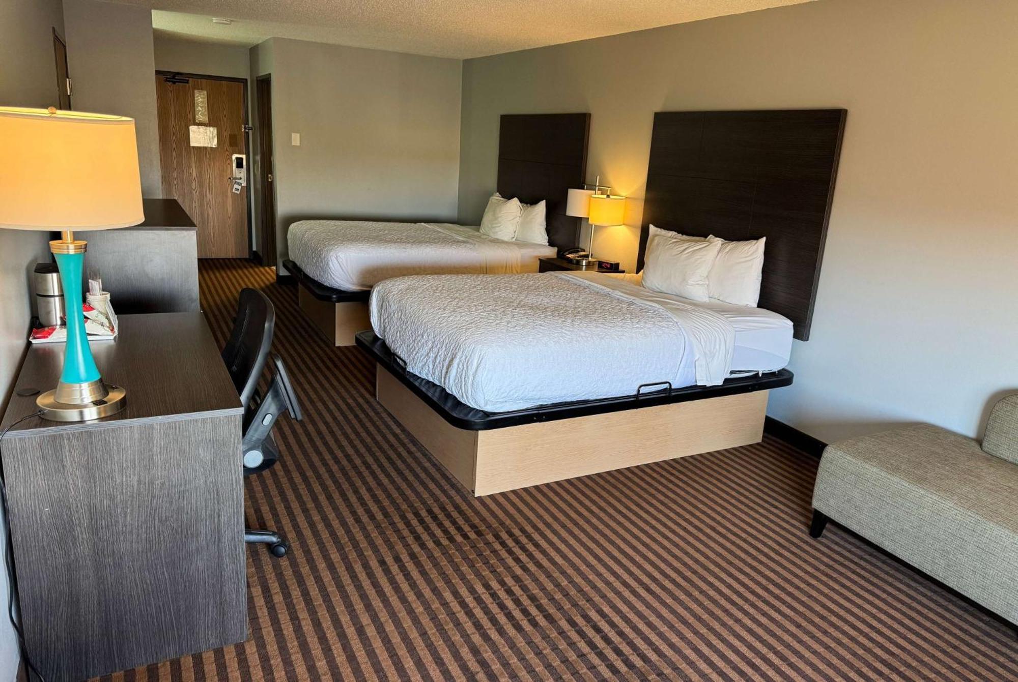 Americinn By Wyndham Columbus Wisconsin Екстер'єр фото