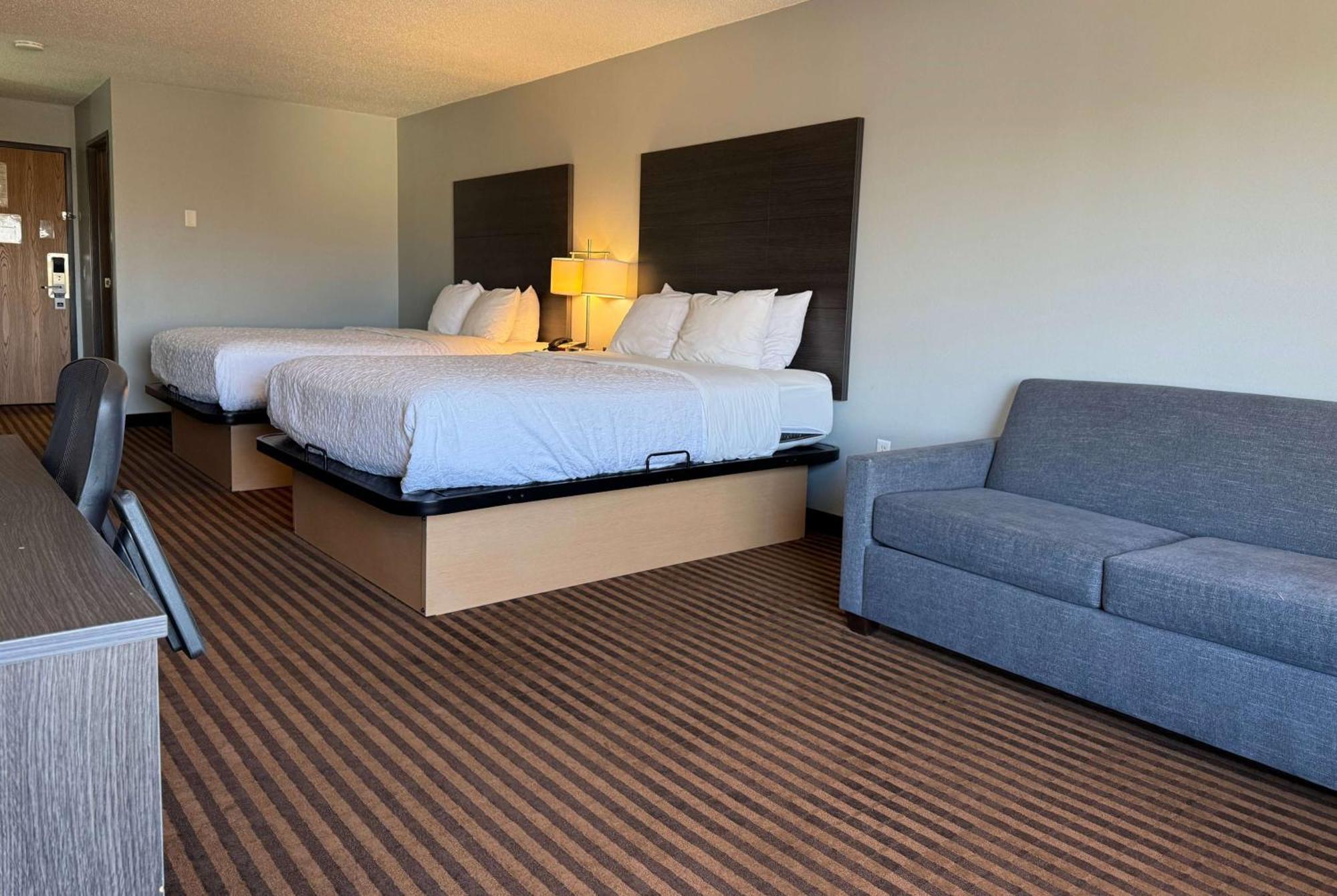 Americinn By Wyndham Columbus Wisconsin Екстер'єр фото