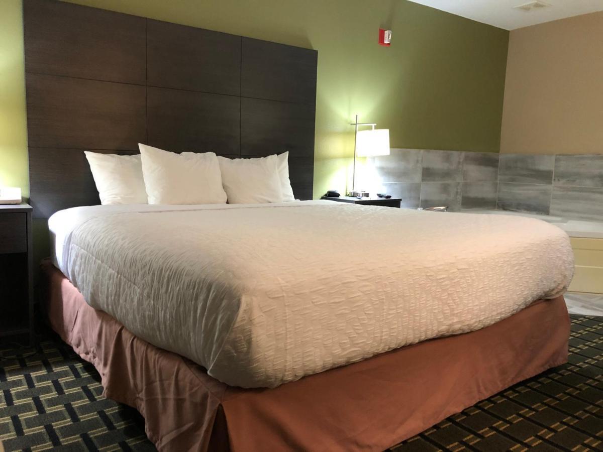 Americinn By Wyndham Columbus Wisconsin Екстер'єр фото