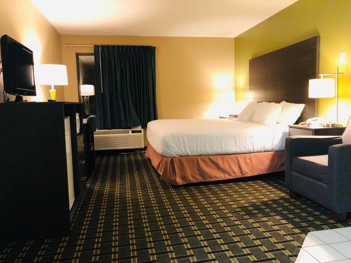 Americinn By Wyndham Columbus Wisconsin Екстер'єр фото