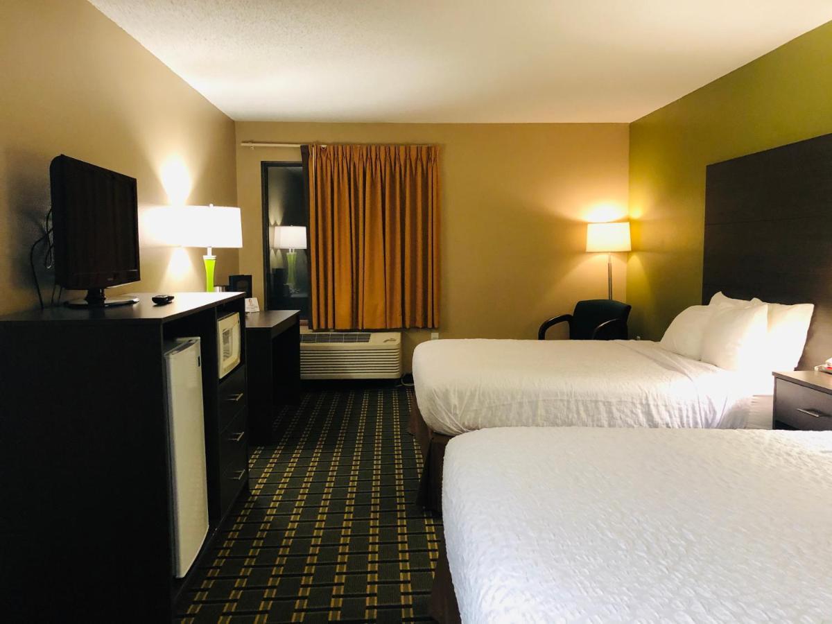 Americinn By Wyndham Columbus Wisconsin Екстер'єр фото